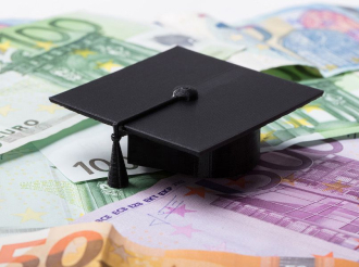 Ποιοι και πώς θα λάβουν το νέο φοιτητικό επίδομα των 2.500 ευρώ