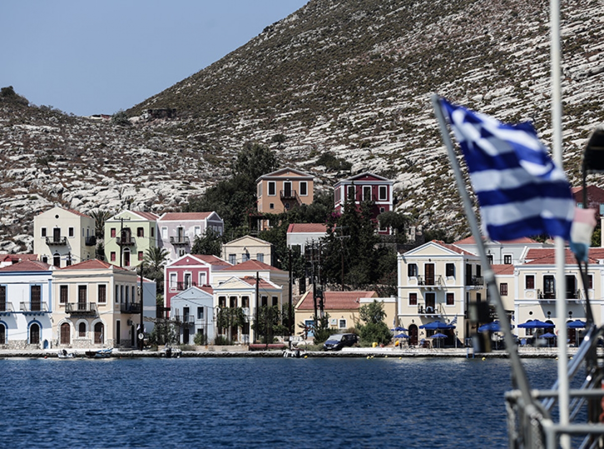 Το Επαγγελματικό Επιμελητήριο στηρίζει έμπρακτα Καστελόριζο και Ρω: Τι είπε στον Alpha 98,9 ο Παναγιώτης Παντελής