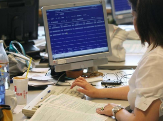 Ποιες συναλλαγές με το Δημόσιο θα «μπλοκάρουν» από τον Σεπτέμβριο