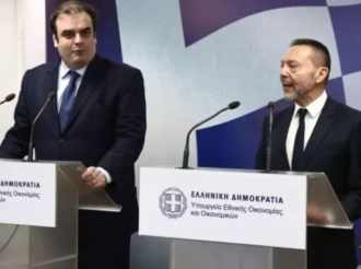 Συνάντηση Στουρνάρα – Πιερρακάκη: «Μετωπική» με το επενδυτικό κενό