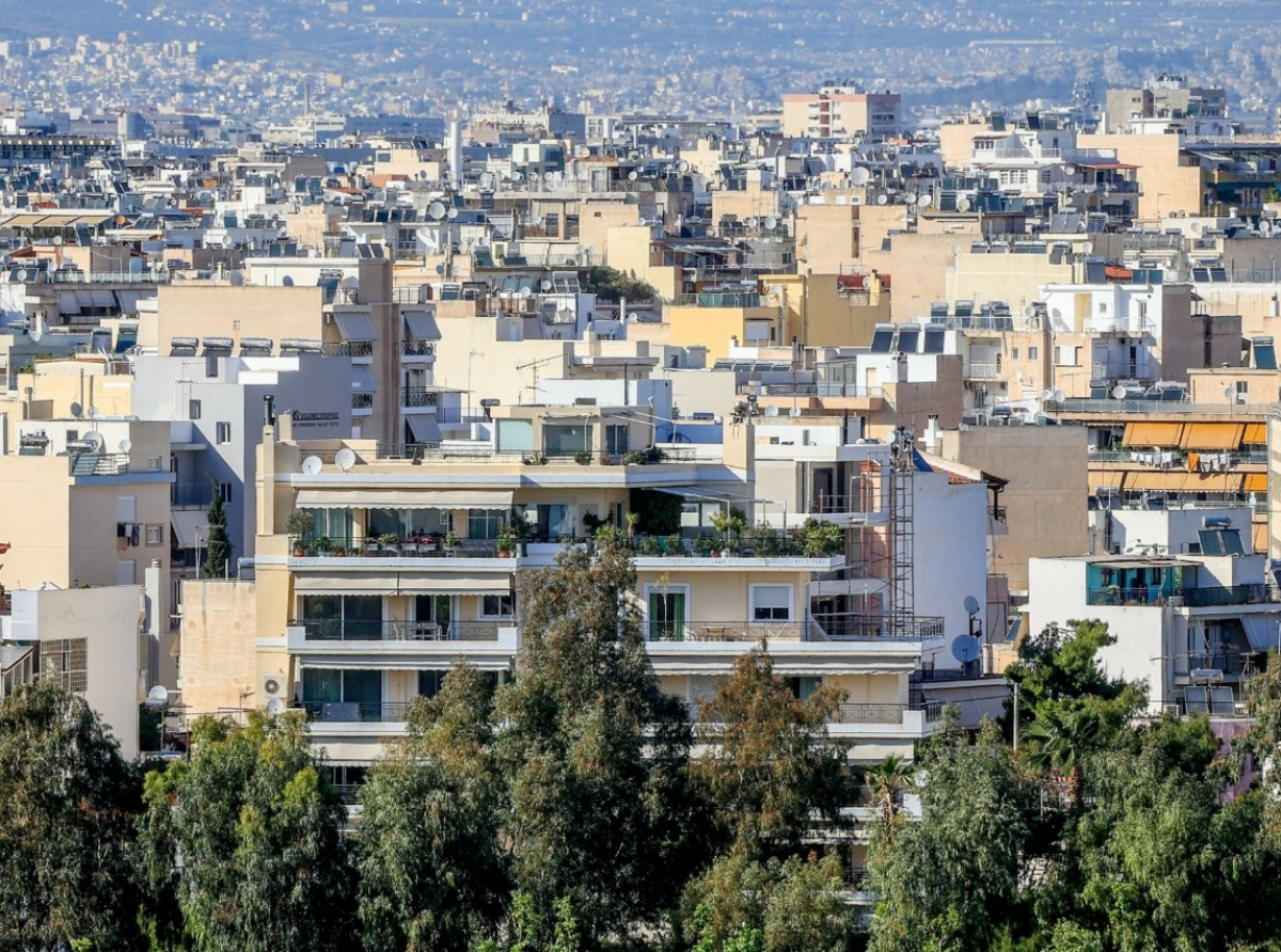 «Μπαράζ» ελέγχων από την εφορία στις μεταβιβάσεις ακινήτων του 2024
