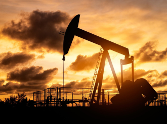 Οι διακυμάνσεις του πετρελαίου στην περιοχή των 100 δολαρίων φέρνουν νωρίτερα αποφάσεις