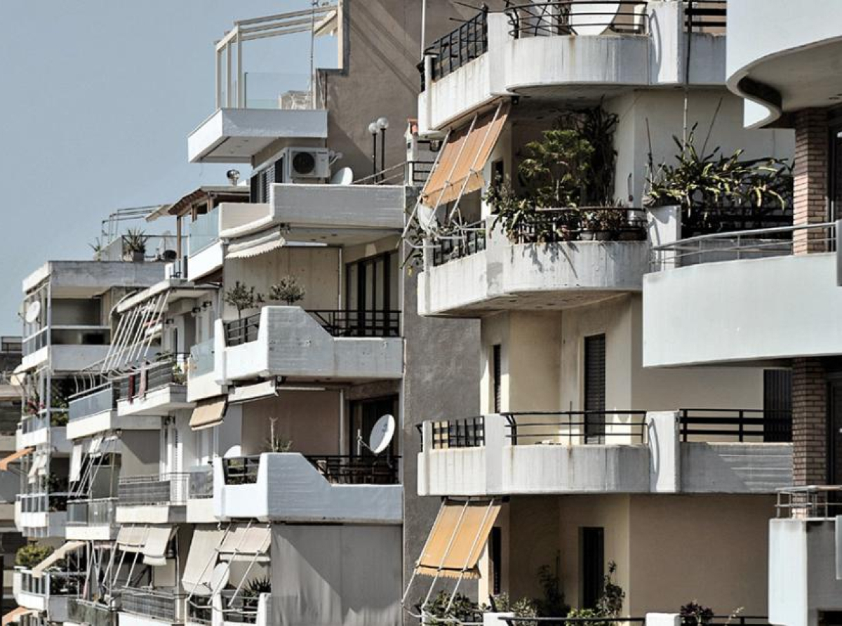 Διπλή «σφήνα» φόρων υπέρ ΟΤΑ για ιδιοκτήτες ακινήτων 