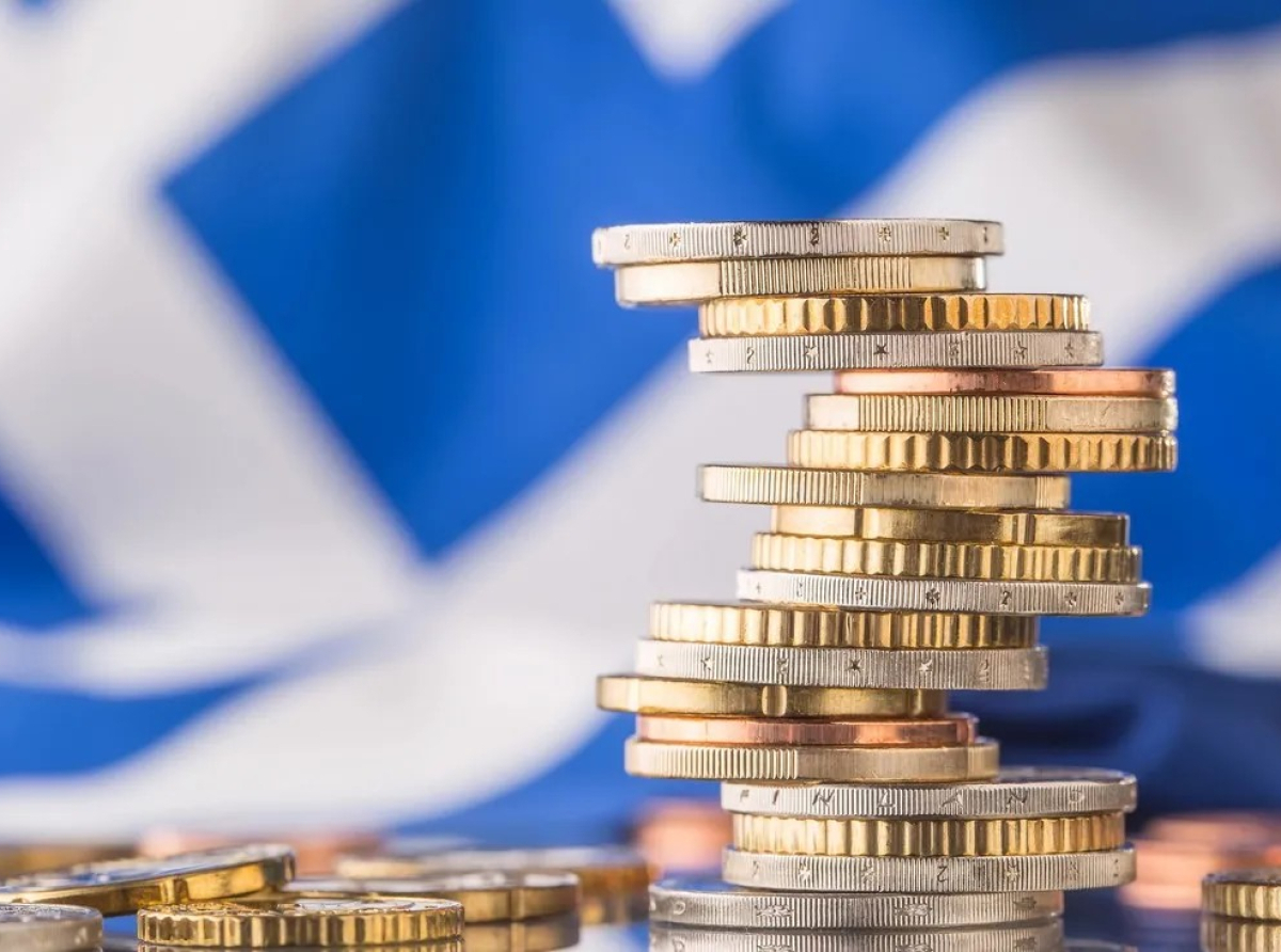 Προϋπολογισμός: Πρωτογενές πλεόνασμα 4,5 δισ. ευρώ στο εξάμηνο