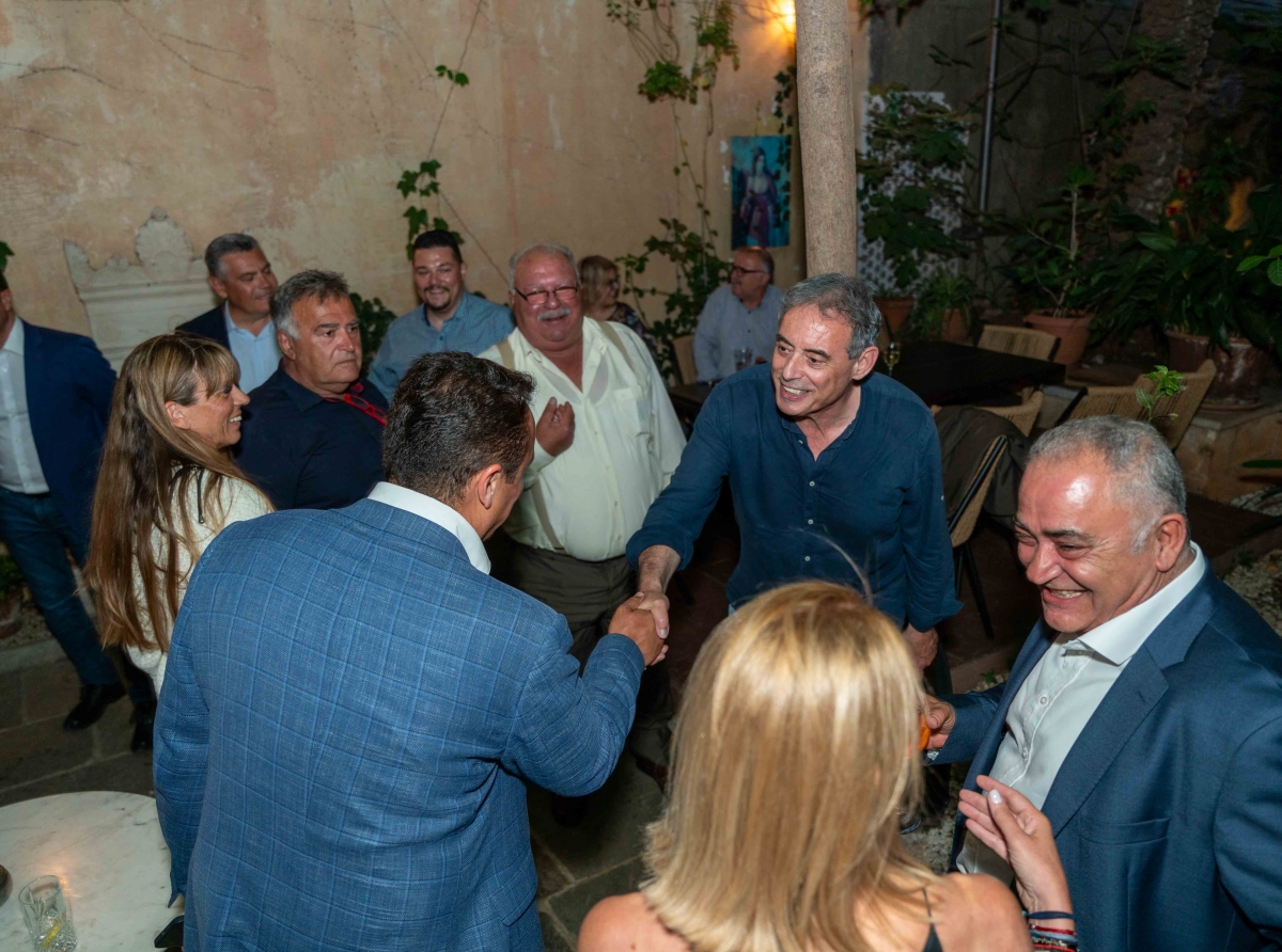 Το ΕΕΑ παρέθεσε δείπνο προς τιμήν των δημοσιογράφων